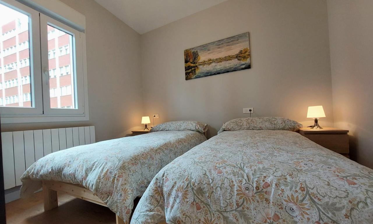 Habitacion En Apartamento Con Zonas Comunes Compartida H2 Bilbao Esterno foto